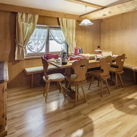 Self Catering House Andrea * Кортина-д'Ампеццо